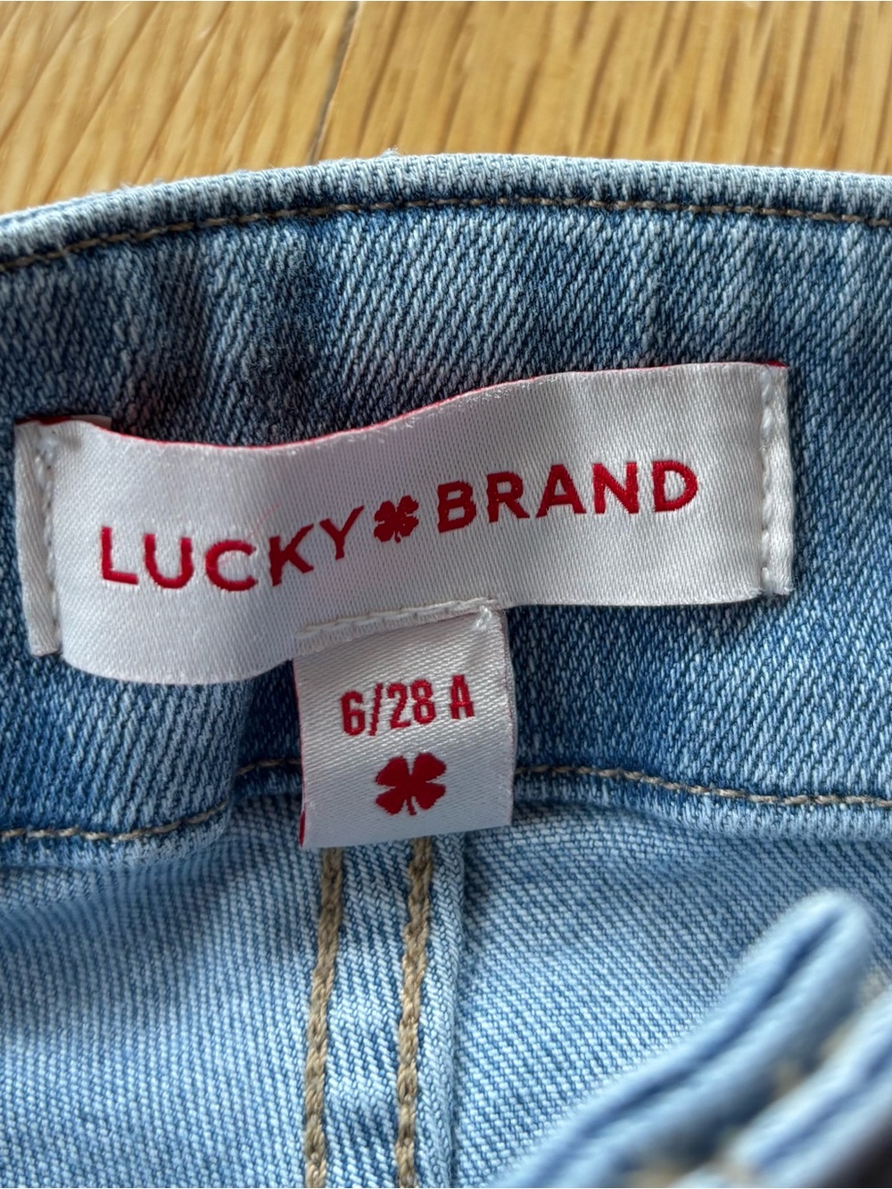Lucky Brand Stevie High Rise Flare Jeans Women’s Size 6/28 Light Wash Stretch - Picture 4 of 9